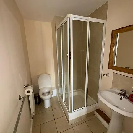 Apartment Superb Near The Airport *